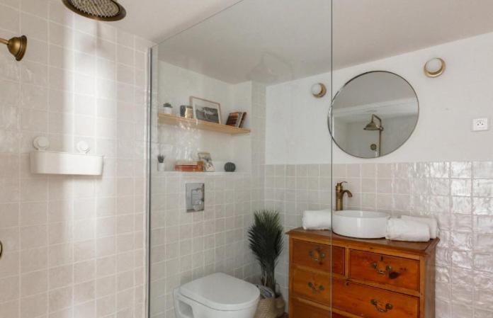 Appartement Authentique Situe En Plein Centre D'Антиб Екстериор снимка